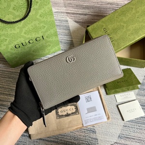 Gucci Wallets 262